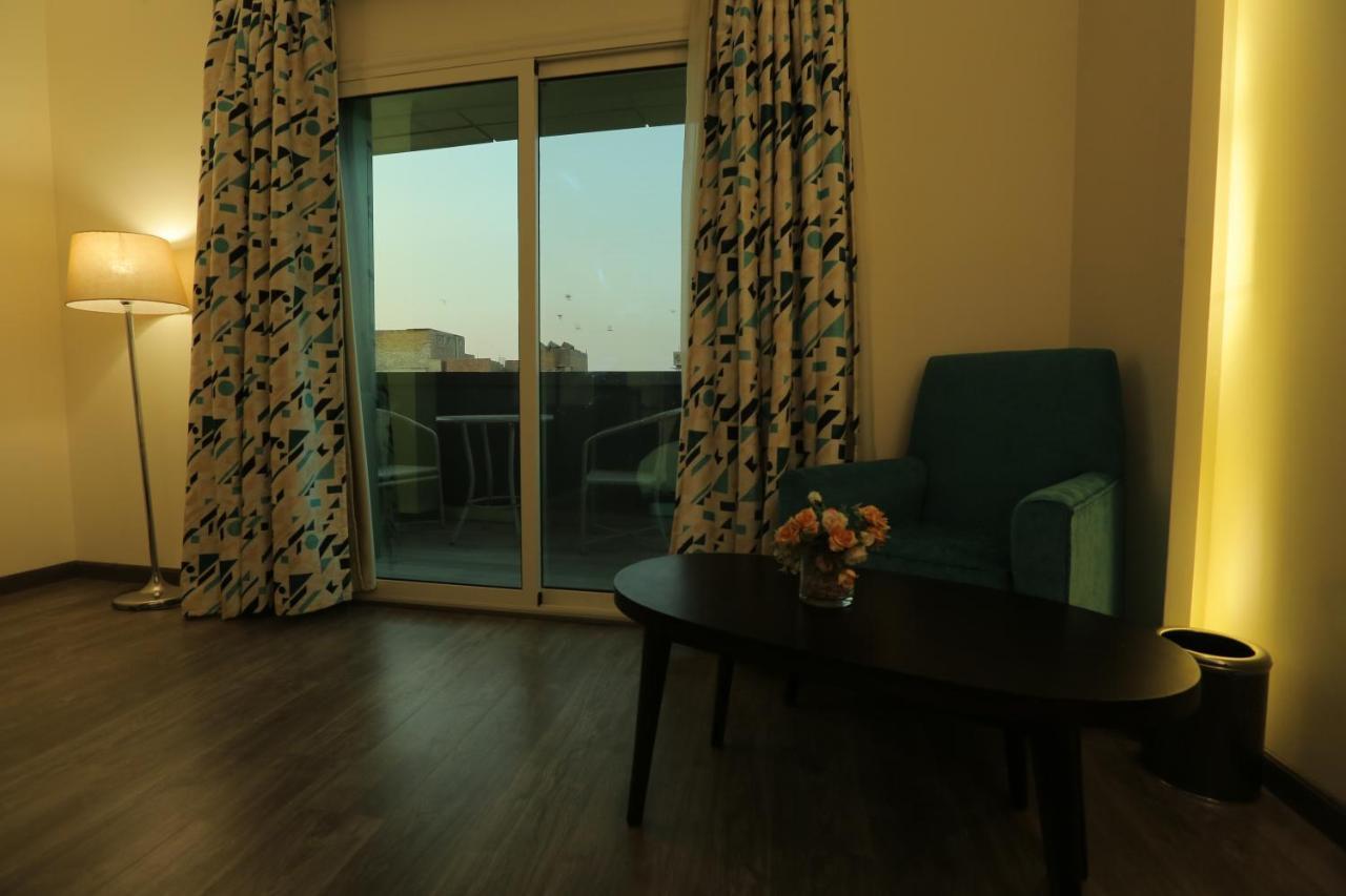 Pyramid Edge Hotel & Exclusive Pyramids View Rooftop Kafret el-Gabal Exterior foto